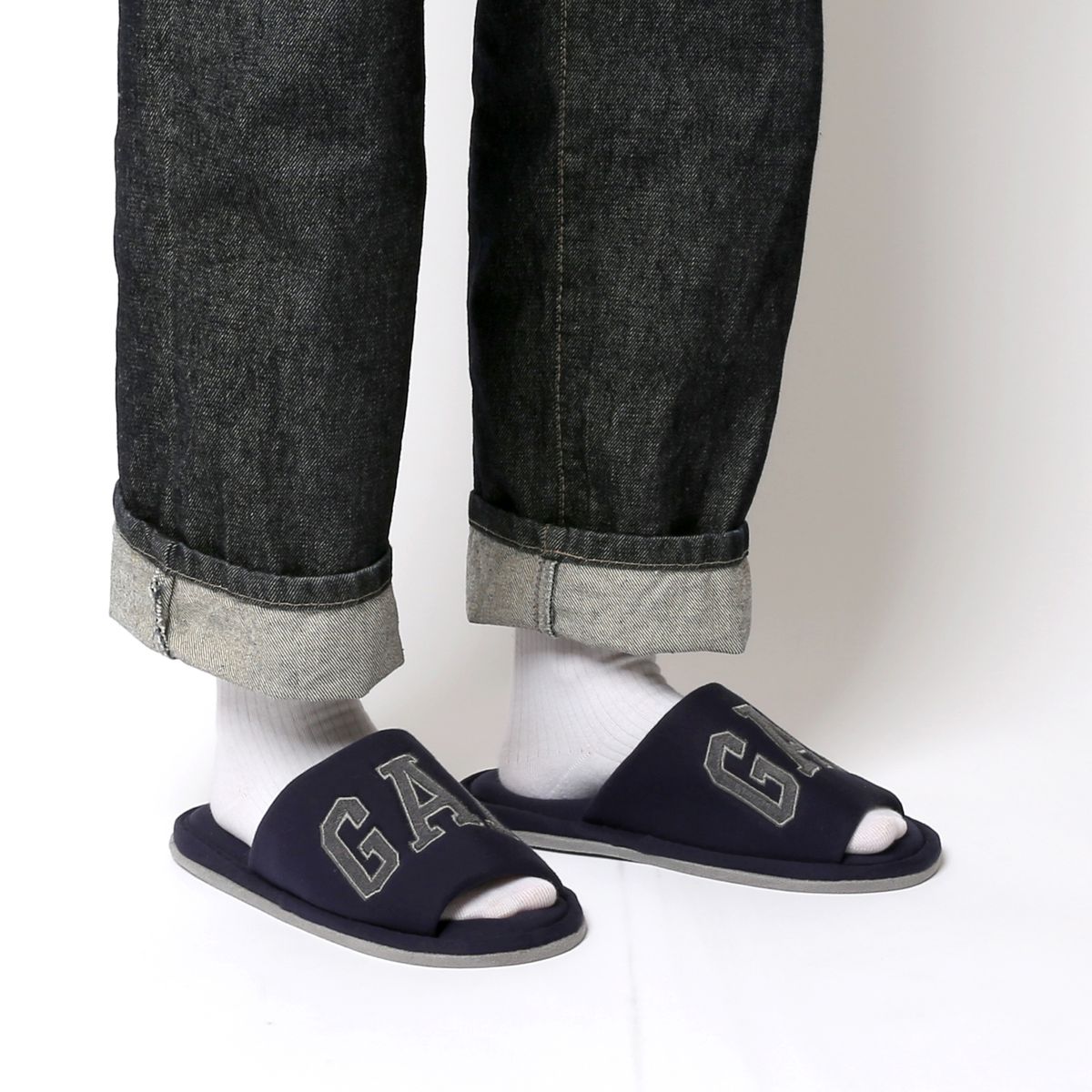 갭(GAP) 오픈토 거실화