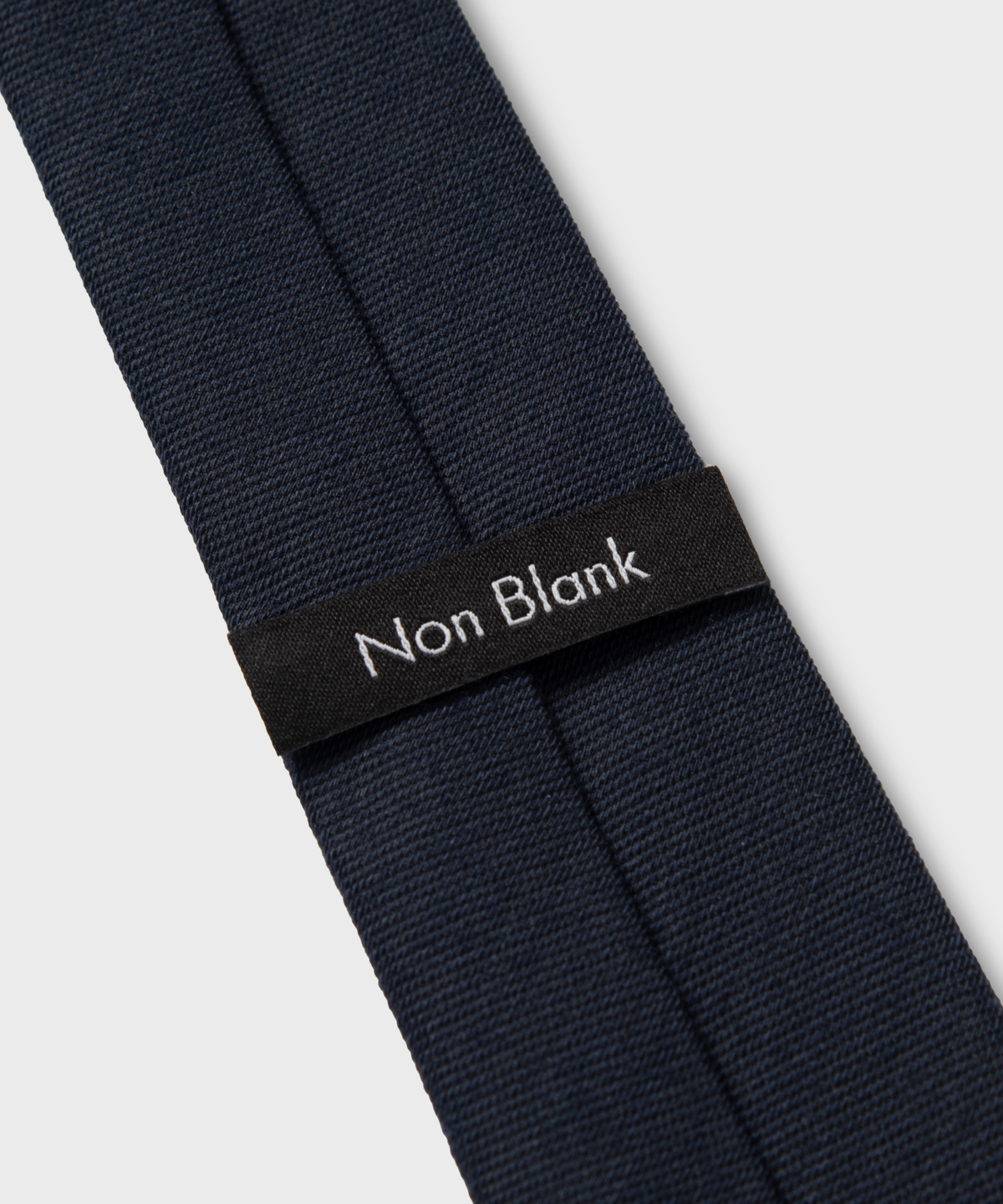 넌블랭크(NONBLANK) 슬림 타이_NAVY