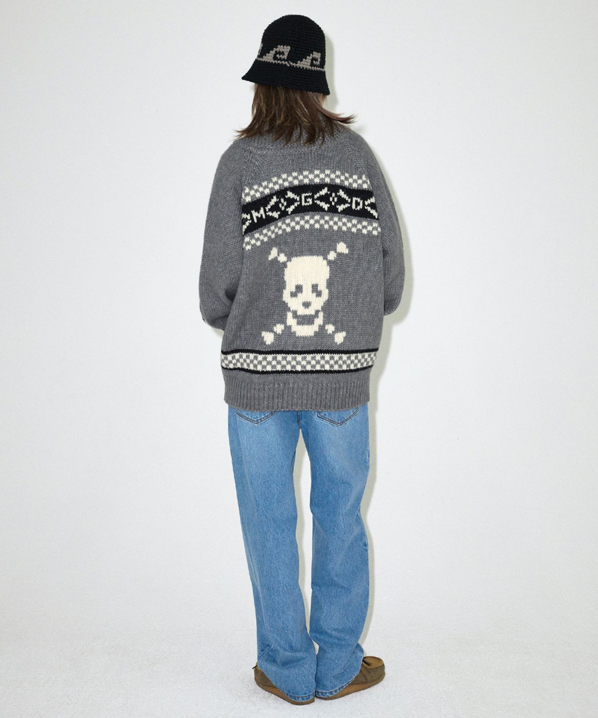 마하그리드(MAHAGRID) SKULL COWICHAN KNIT SWEATER GREY(MG2EFMK690A)