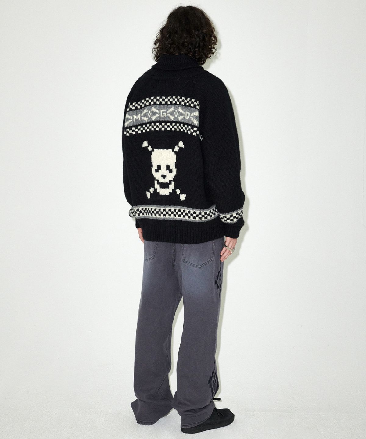 마하그리드(MAHAGRID) SKULL COWICHAN KNIT SWEATER BLACK(MG2EFMK690A)