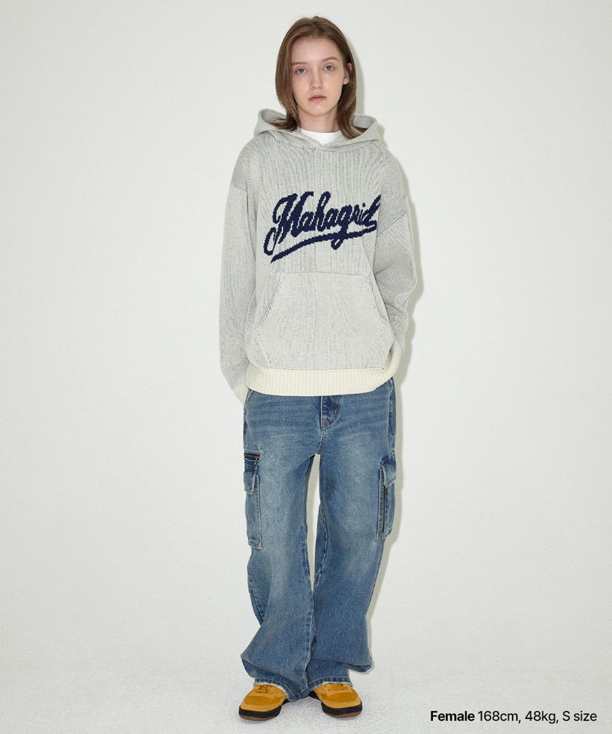 마하그리드(MAHAGRID) SCRIPT LOGO KNIT HOODIE IVORY(MG2EFMK640A)