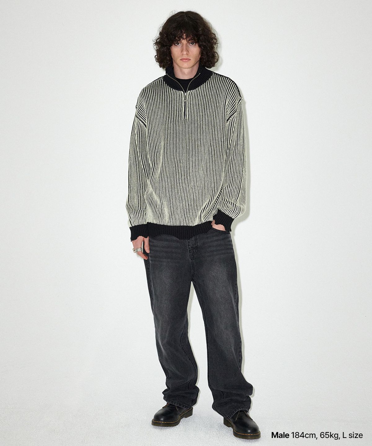 마하그리드(MAHAGRID) CUTTING CONTRAST HALF ZIP-UP KNIT IVORY(MG2EFMK641A)