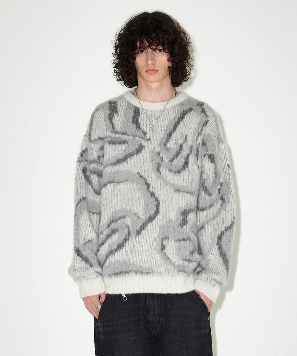 마하그리드(MAHAGRID) DESTROYED ECLIPSE HAIRY KNIT SWEATER GREY(MG2EFMK601A)