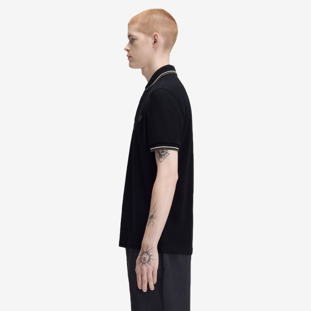 프레드페리(FRED PERRY) [M3600] 트윈 팁 프레드페리 셔츠 - 블랙/에크루/로렐리스그린 AFPM2G33600-W54