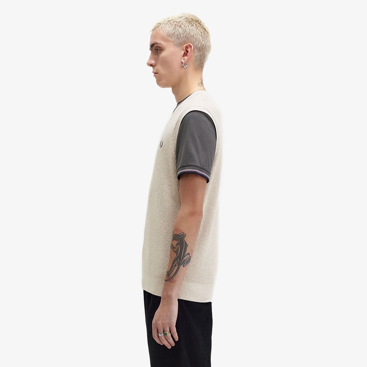 프레드페리(FRED PERRY) [Sharp] 와플 스티치 베스트 (X23) AFPM2438556-X23