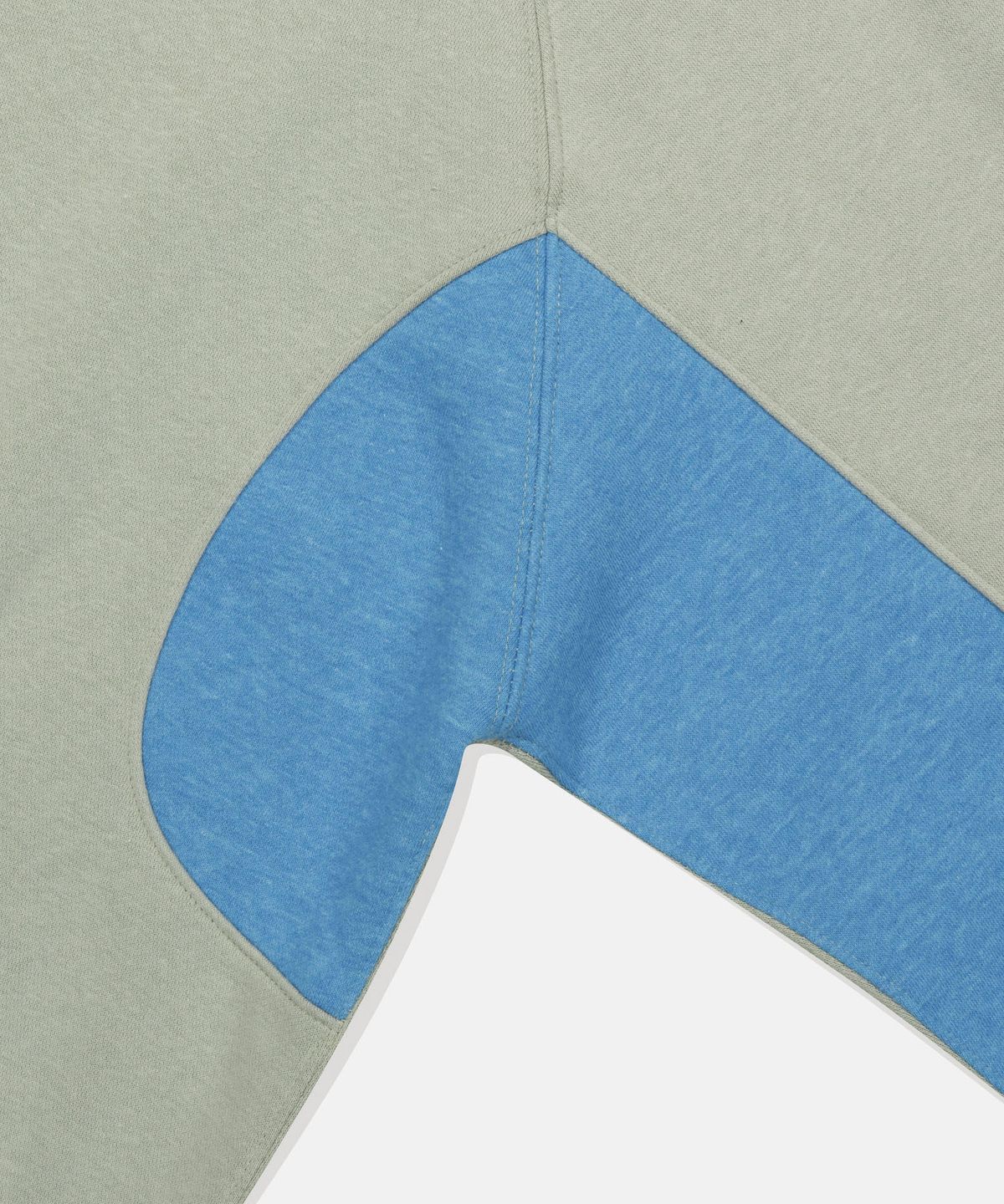 썬러브투어(SUNLOVETOUR) Club Crewneck Sweatshirt Light Sage