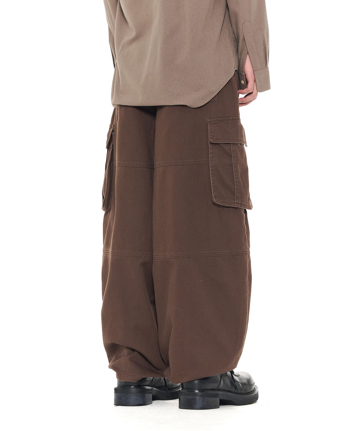 기철(KICHUL) HARDTACK BALLOON DENIM PANTS (BROWN)