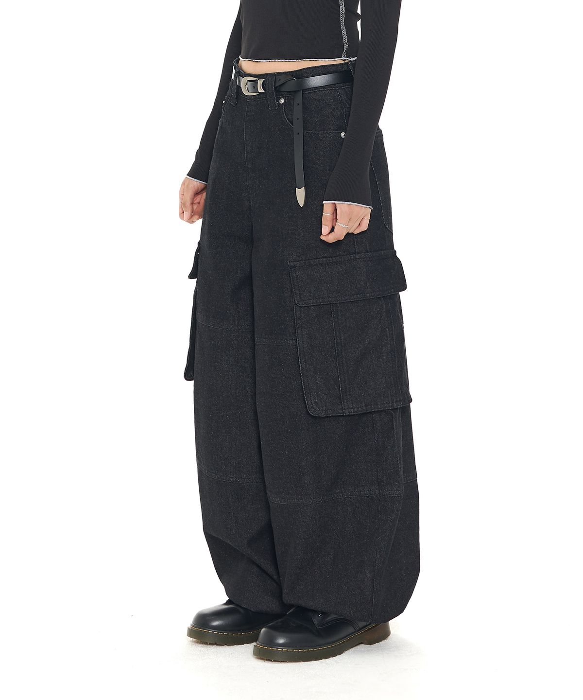 기철(KICHUL) HARDTACK BALLOON DENIM PANTS (BLACK)