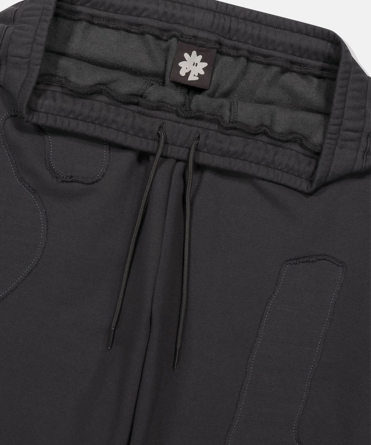 썬러브투어(SUNLOVETOUR) Capital Sweatpants Charcoal
