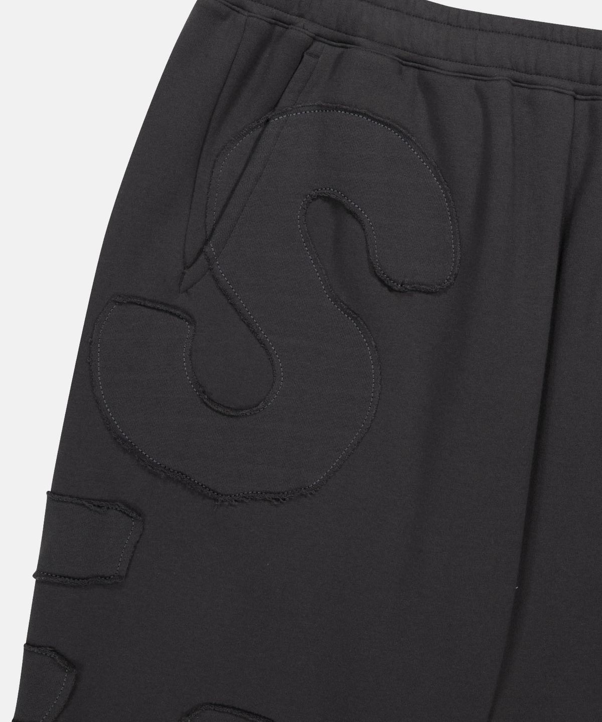 썬러브투어(SUNLOVETOUR) Capital Sweatpants Charcoal