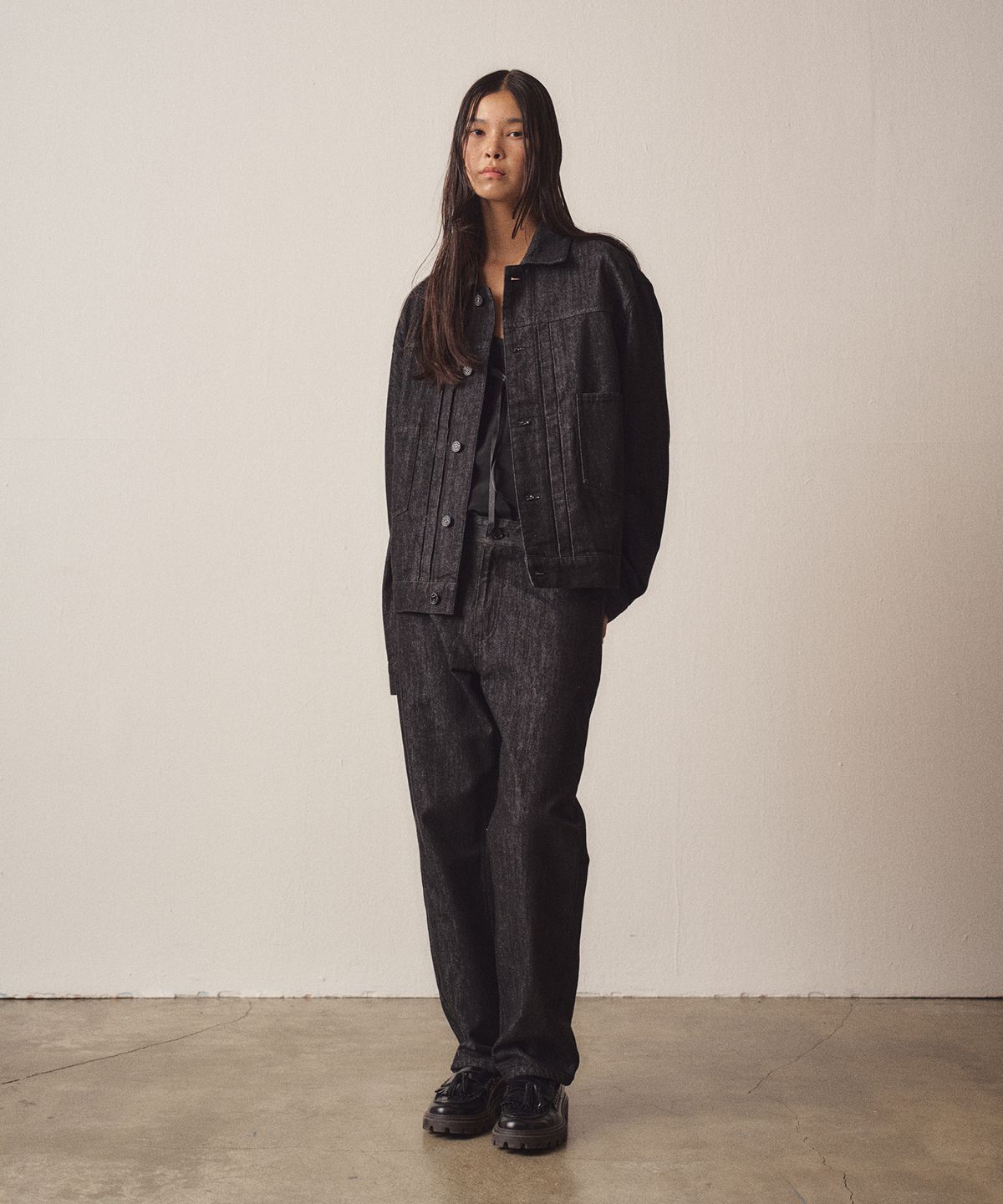 이지오 우먼(EZIO WOMEN) W Black Straight Denim Pants