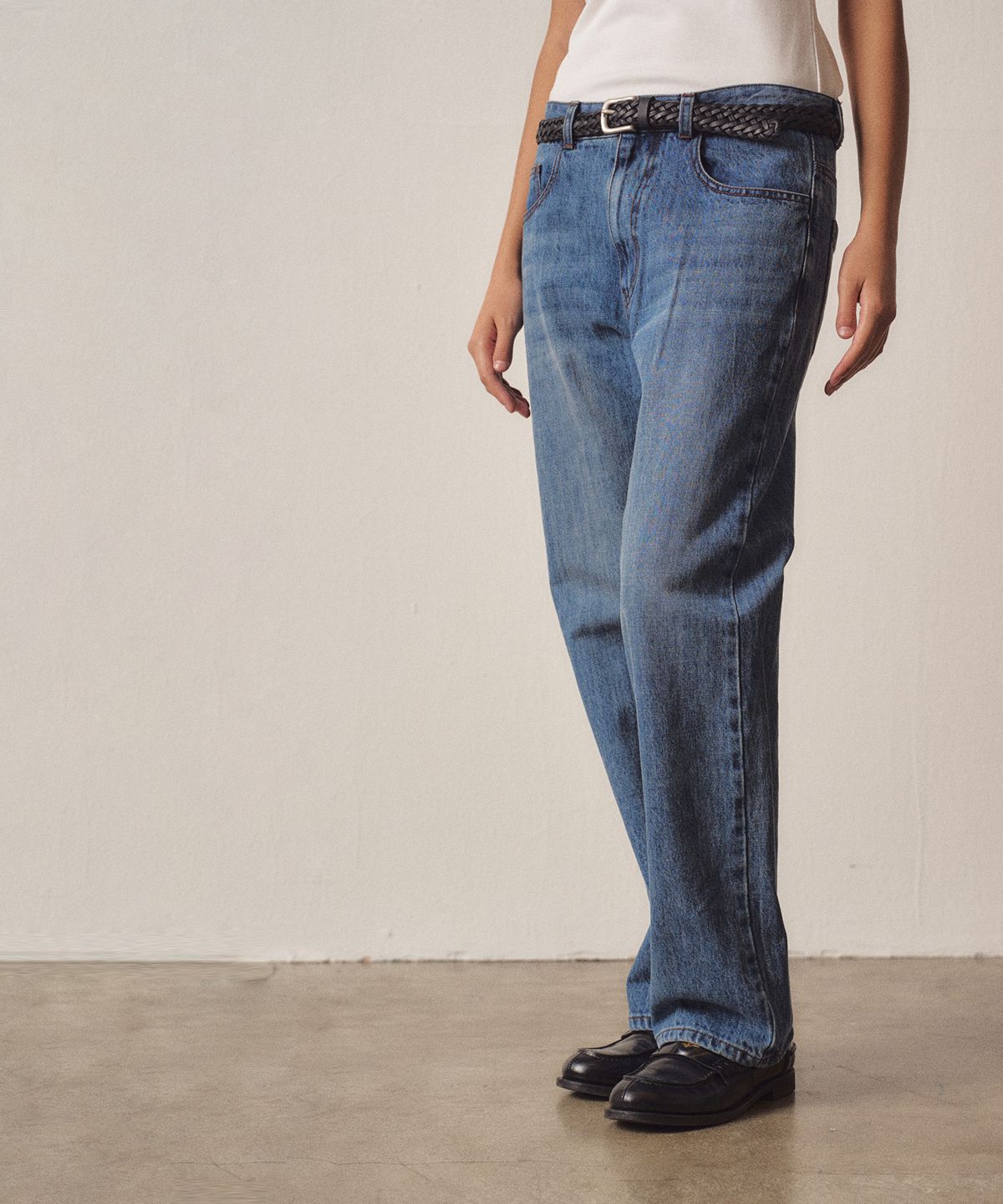 이지오 우먼(EZIO WOMEN) W Blue Washed Denim Pants