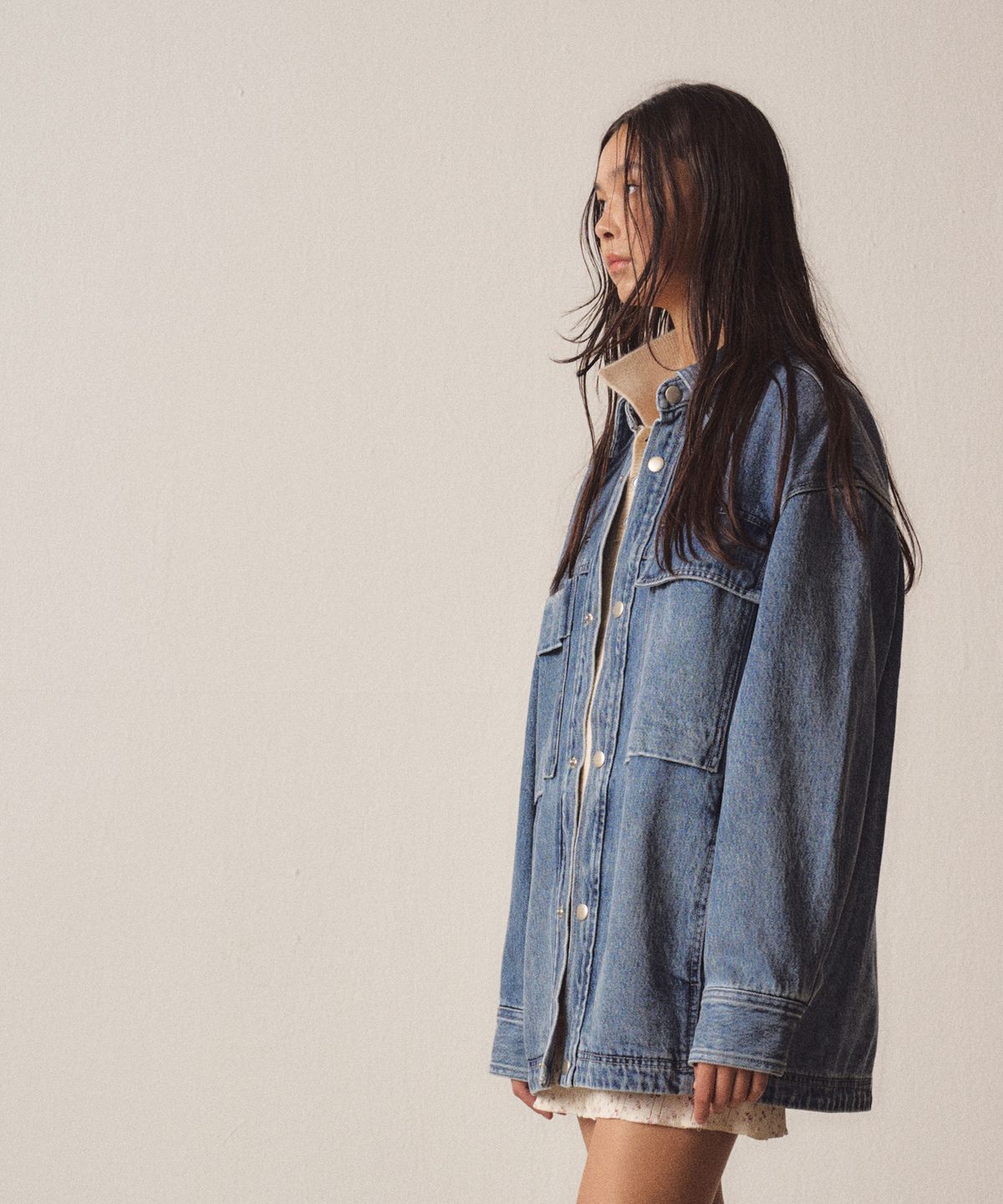 이지오 우먼(EZIO WOMEN) W Hidden Blue Denim Shirket