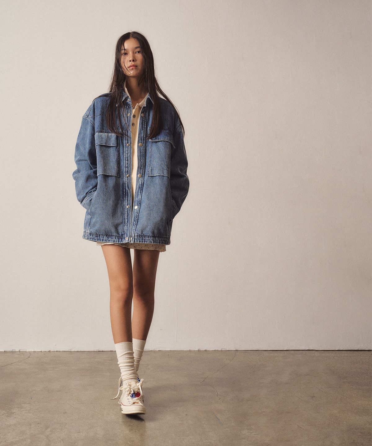 이지오 우먼(EZIO WOMEN) W Hidden Blue Denim Shirket