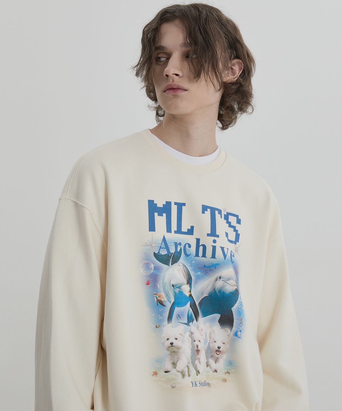 와이케이(WAIKEI) MLTS 아카이브 맨투맨 아이보리