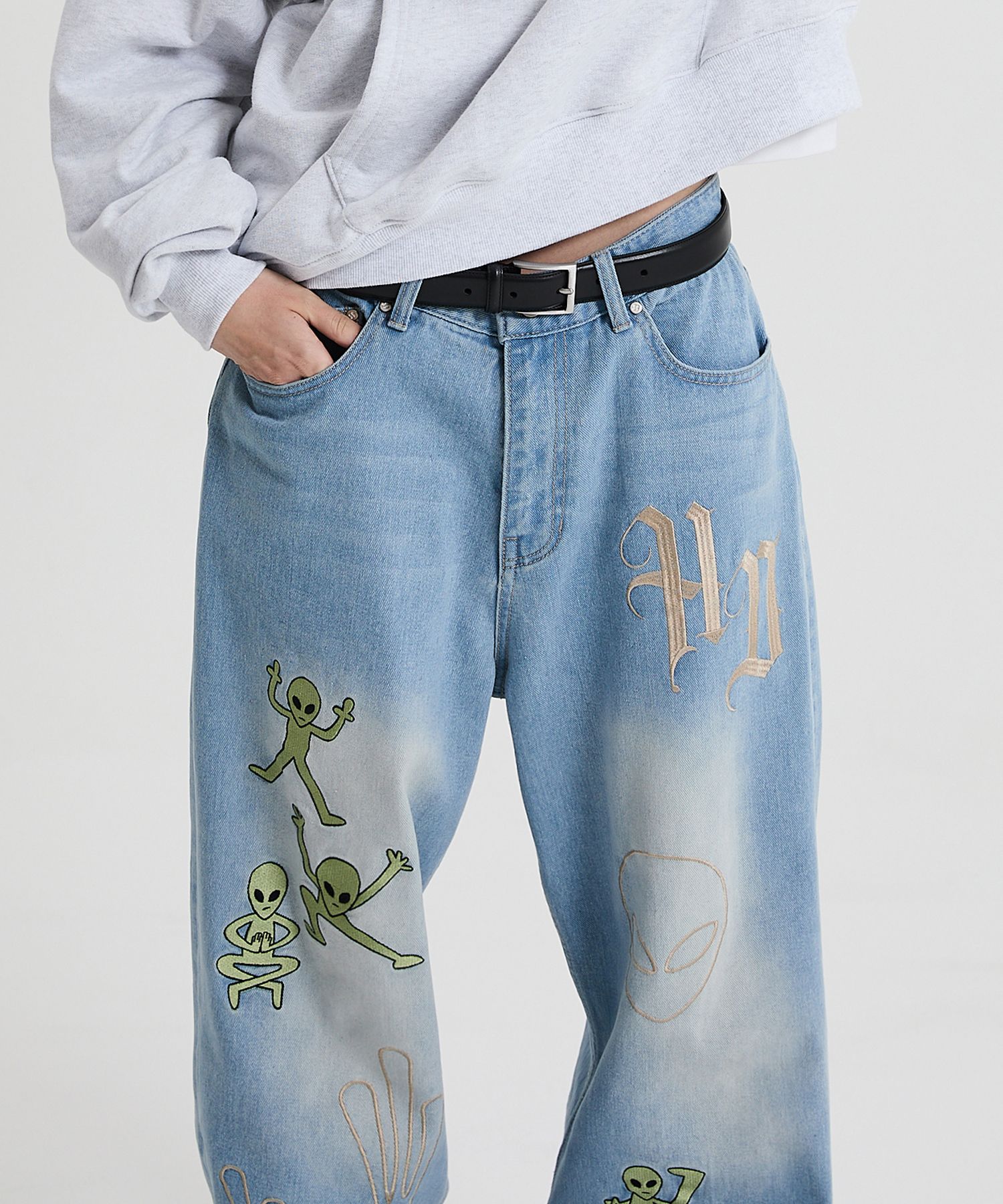 ●HOODHOOD● Western Alien Embroidered Denim Pants Light Blu MUSINSA | HOODHOOD HD Alien Multi-Embroidery Denim Pants
