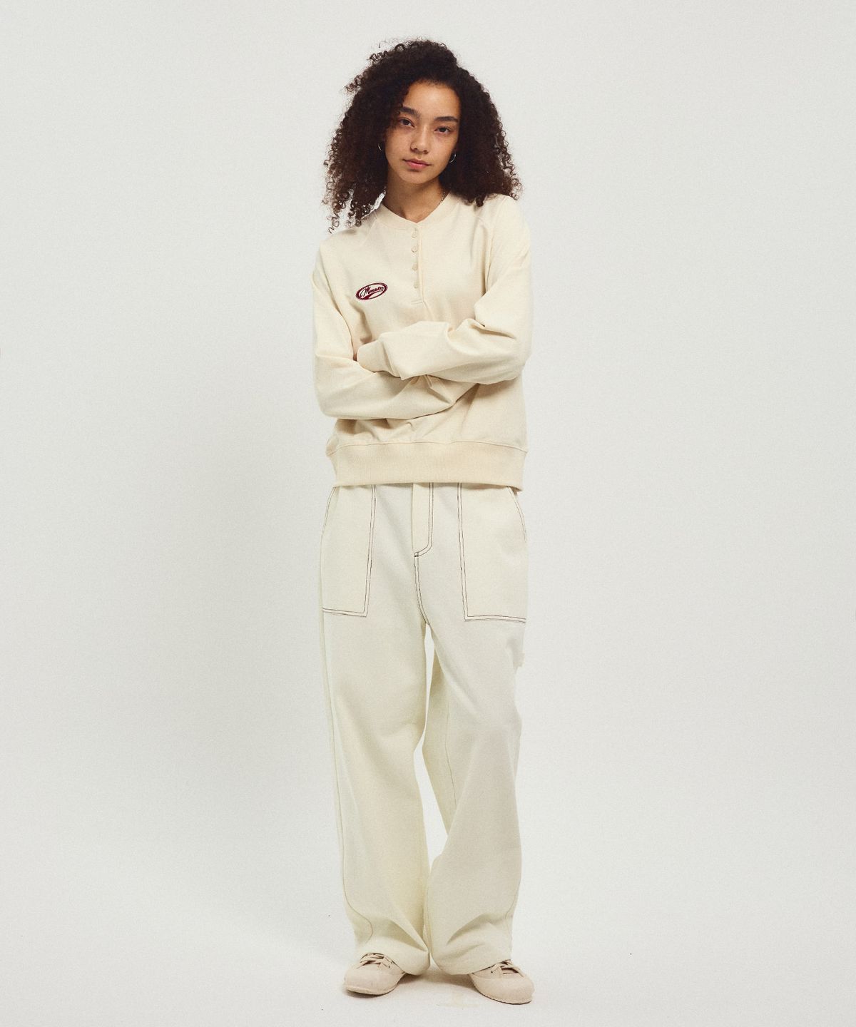 미나수(MENASOO) Henrineck Sweatshirt_Cream
