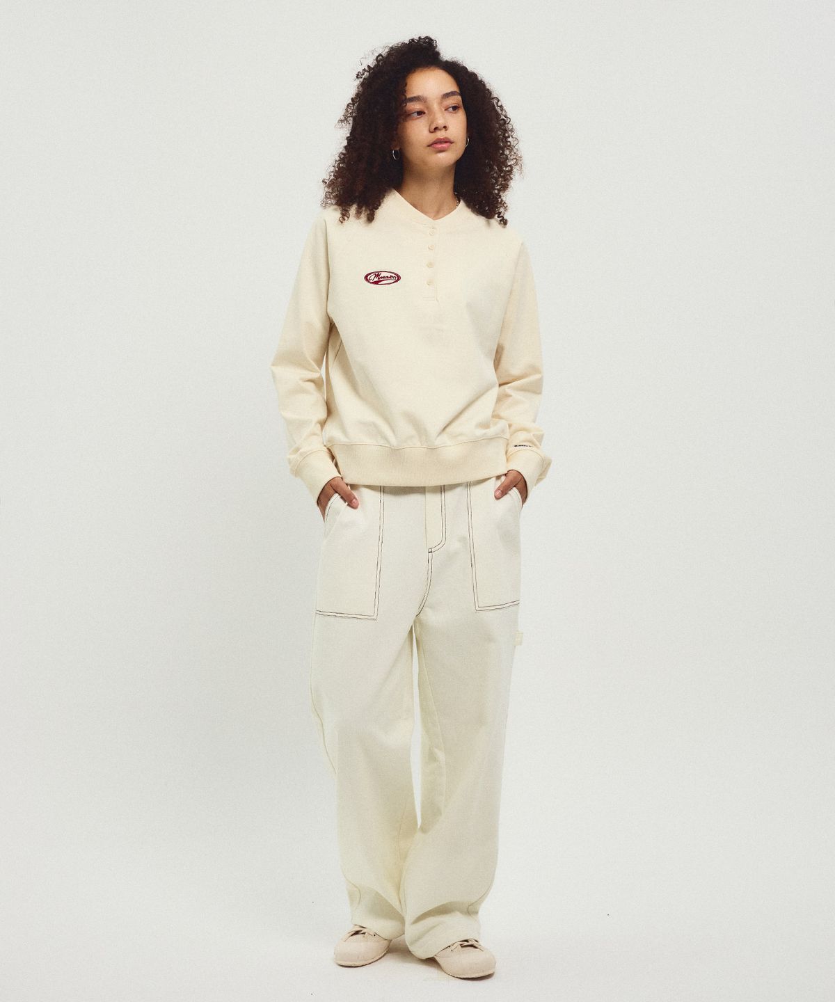 미나수(MENASOO) Henrineck Sweatshirt_Cream