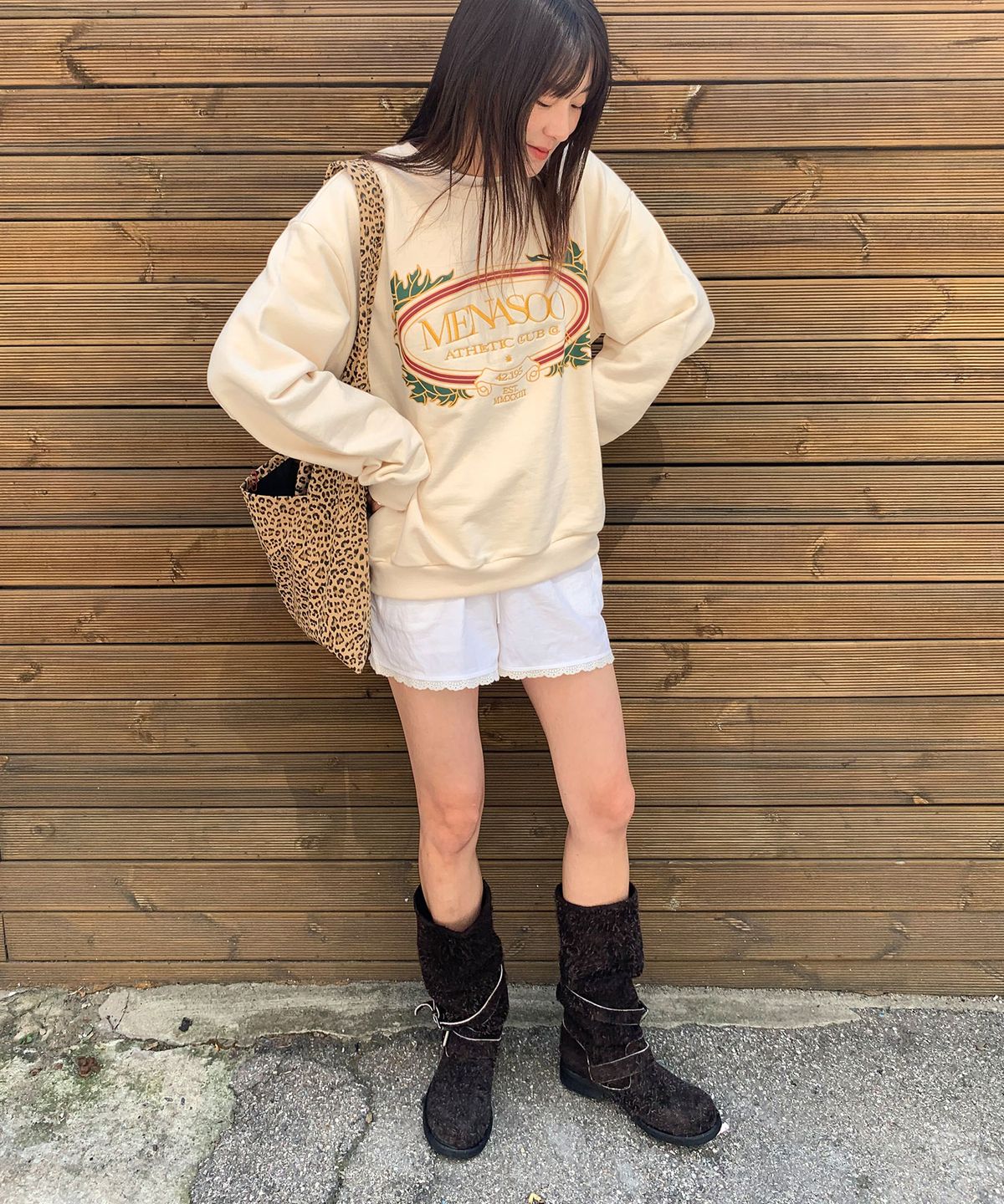 미나수(MENASOO) Heritage Cotton Sweatshirt_Cream