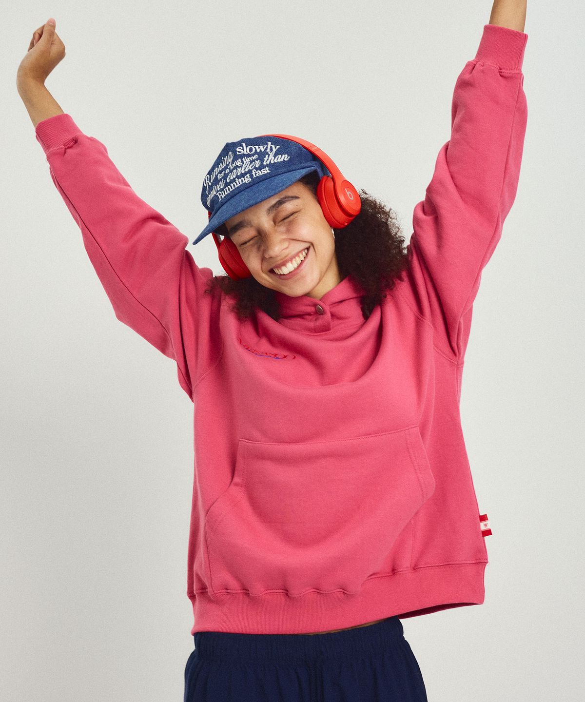 미나수(MENASOO) Menasoo Hearttrack Hoodie_Pink