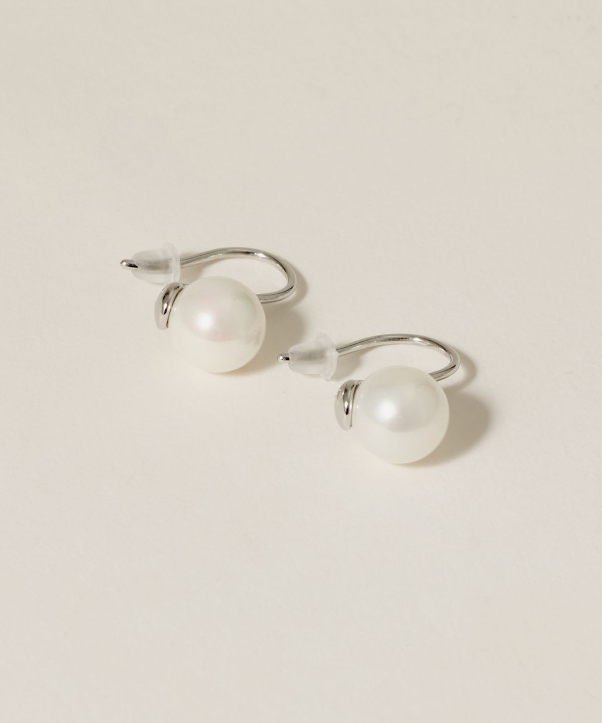 노비스도쿄(NOVICE TOKYO) 진주 후크 귀걸이 Pearl Hook Pierce［Stainless］