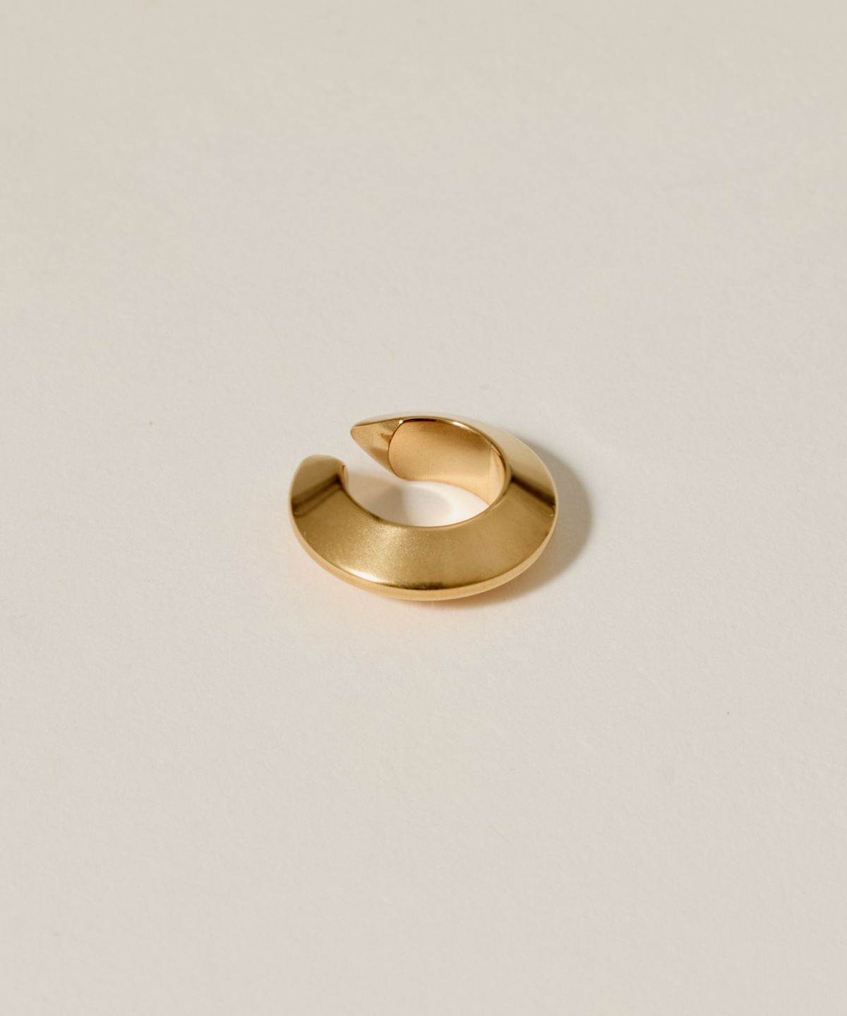 노비스도쿄(NOVICE TOKYO) 디스크 후프 이어 커프[Stainless Steel] Disc Hoop Ear Cuff