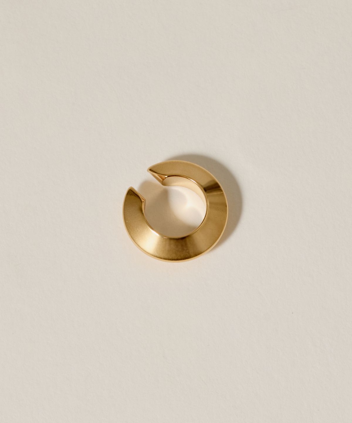 노비스도쿄(NOVICE TOKYO) 디스크 후프 이어 커프[Stainless Steel] Disc Hoop Ear Cuff