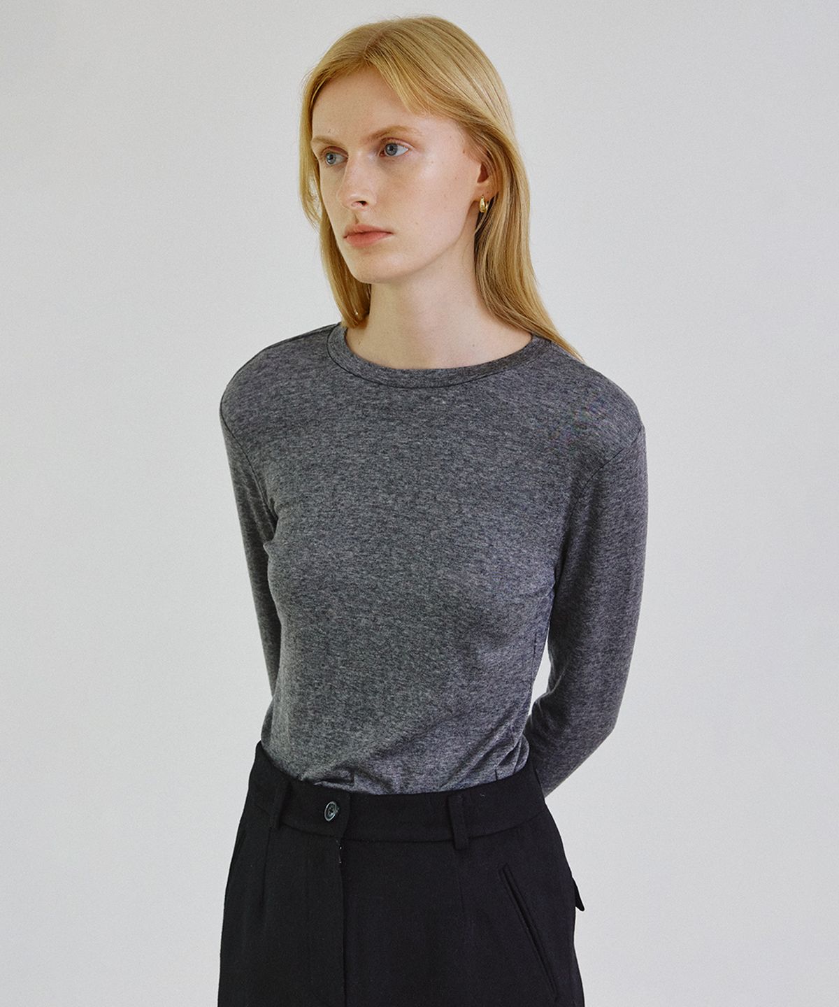 스텝어라운드(STEP AROUND) Loose fit wool tencel top_CHARCOAL