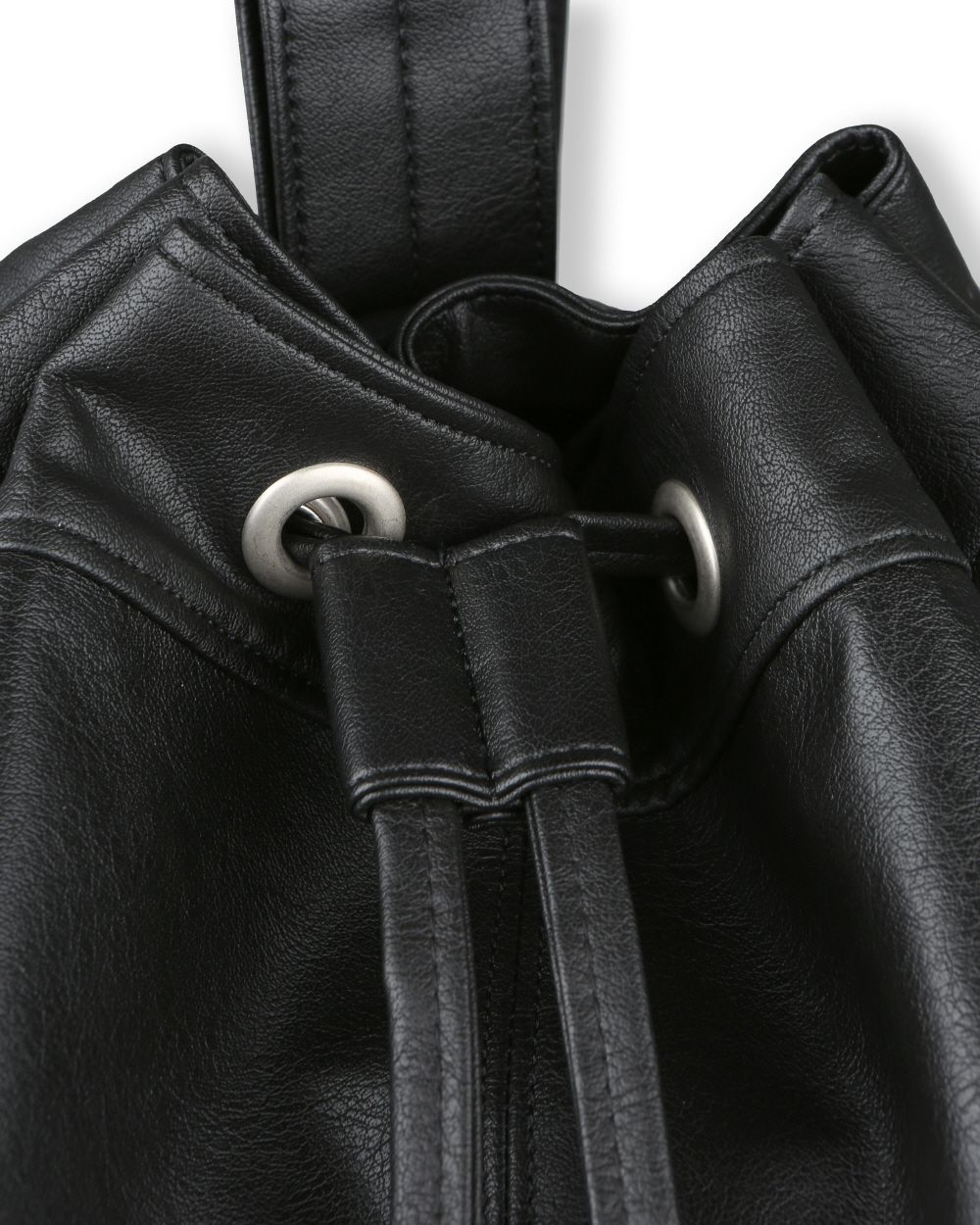MUSINSA | BESLOW FAUX LEATHER STRING CROSS BAG BLACK