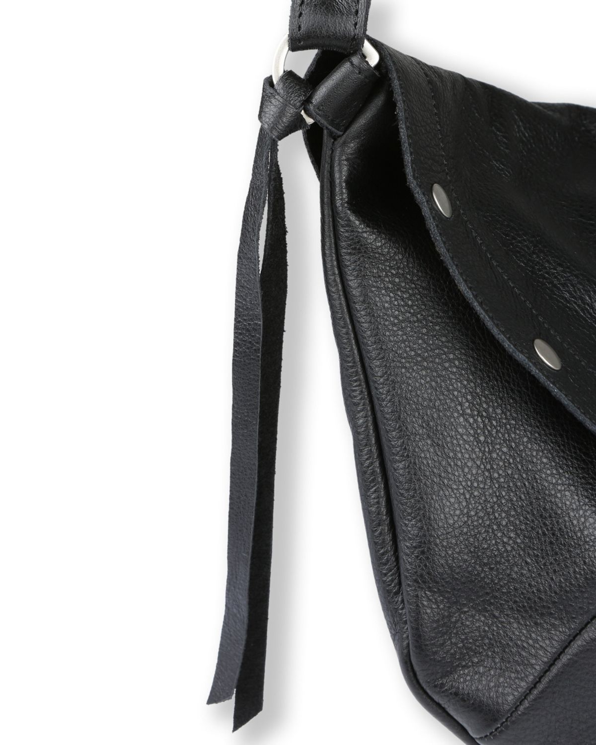 비슬로우(BESLOW) STUDED LEATHER BODY CROSS BAG BLACK