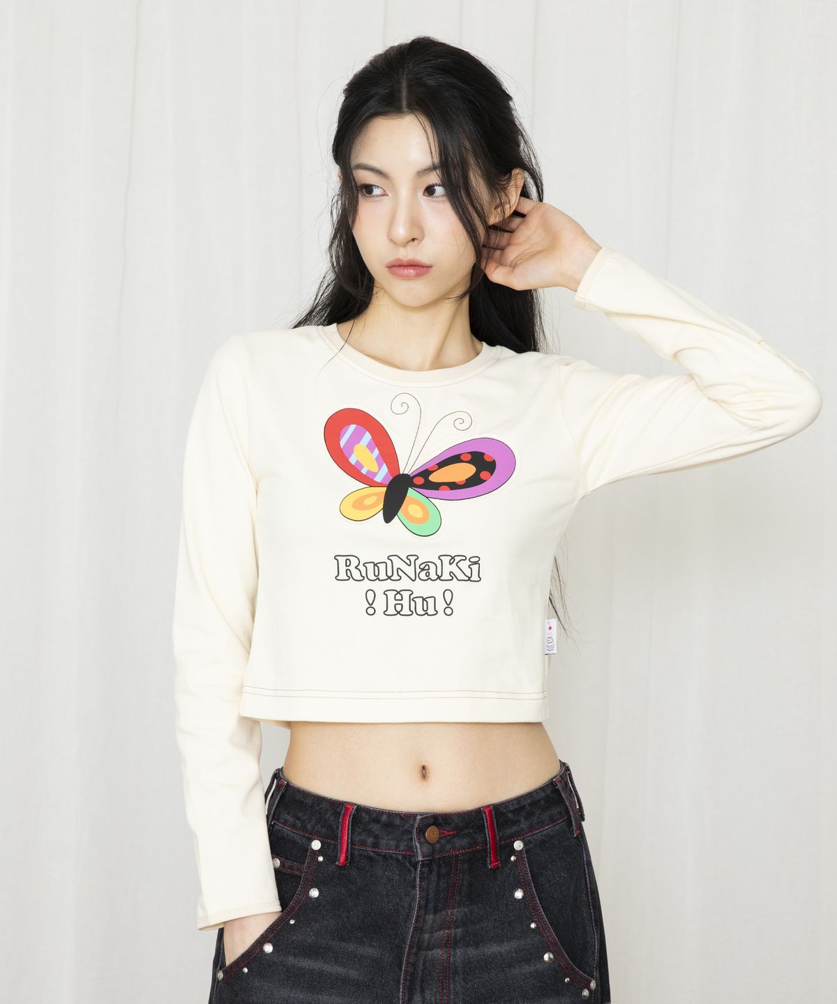 루나키후(RuNaKi'Hu') WXT023 버터플라이 아플리케 롱슬리브 (IVORY)