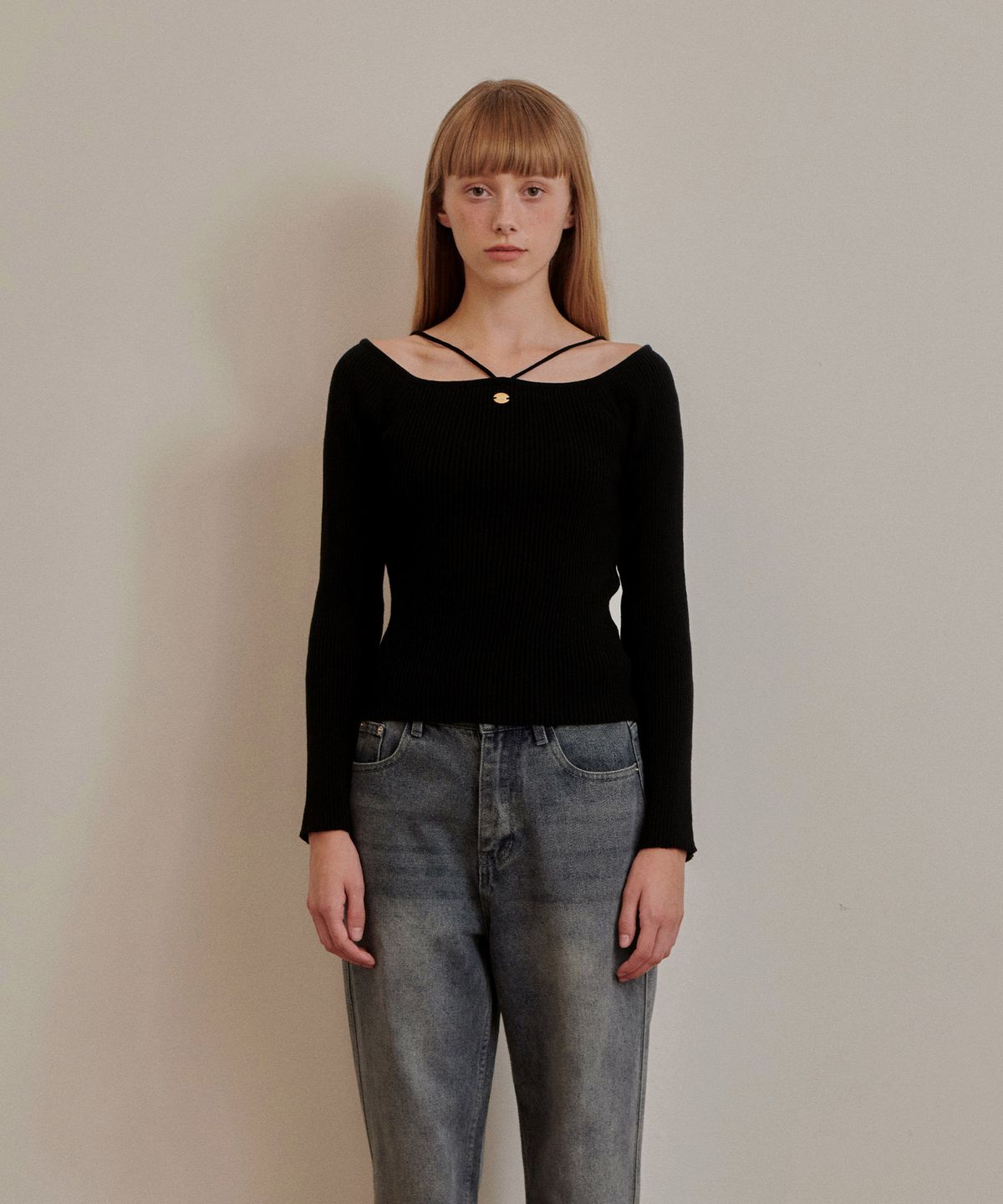 판도라핏(PANDORAFIT) Haupy Off-shoulder Knit