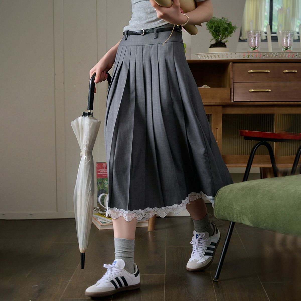 심플레트로(SIMPLE RETRO) SR_High-waisted pleated lace skirt_GRAY