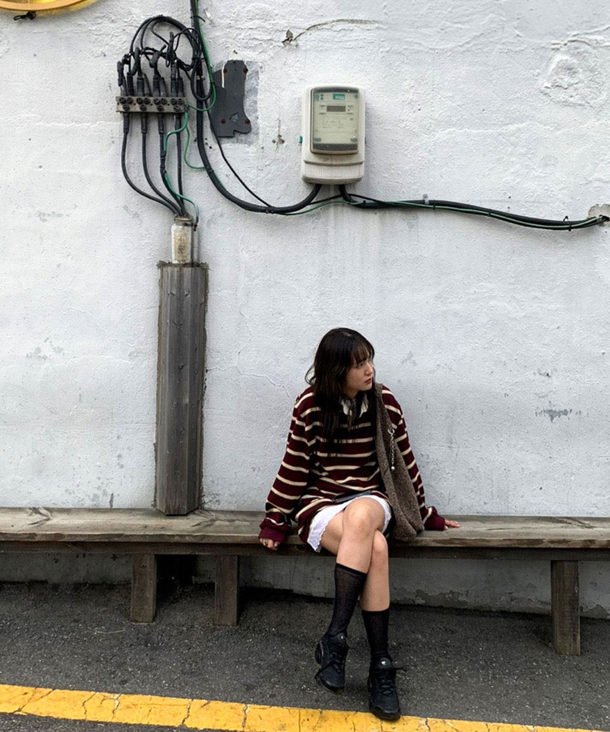 미나수(MENASOO) Menasoo Stripe Rugby T Shirt_Burgundy