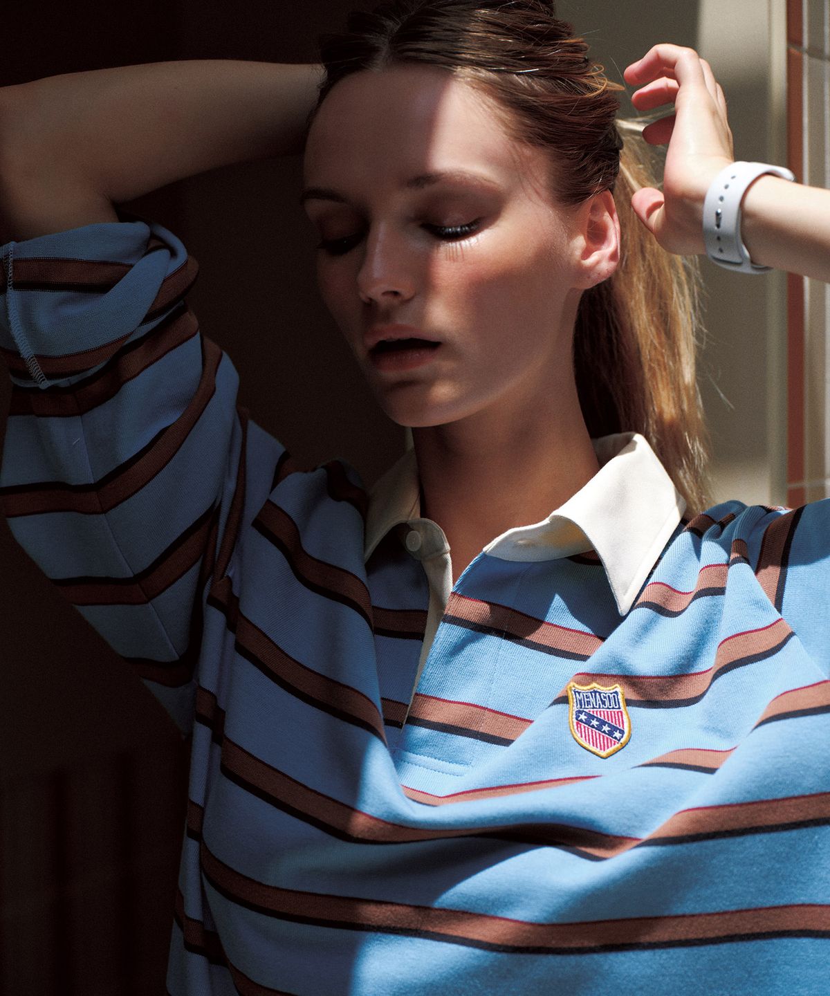 미나수(MENASOO) Menasoo Stripe Rugby T Shirt_Skyblue