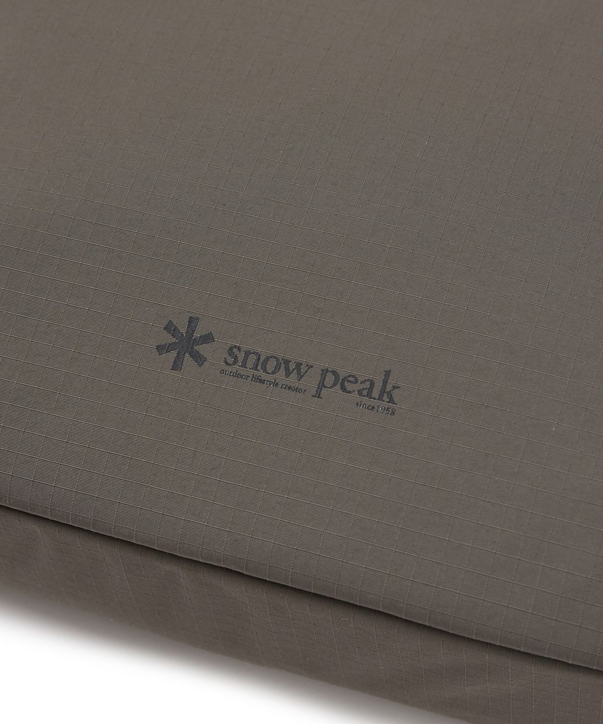 스노우피크 어패럴(SNOWPEAK APPAREL) 듀얼테크 스퀘어 크로스백 M (S24FUFCB38) Dark Khaki