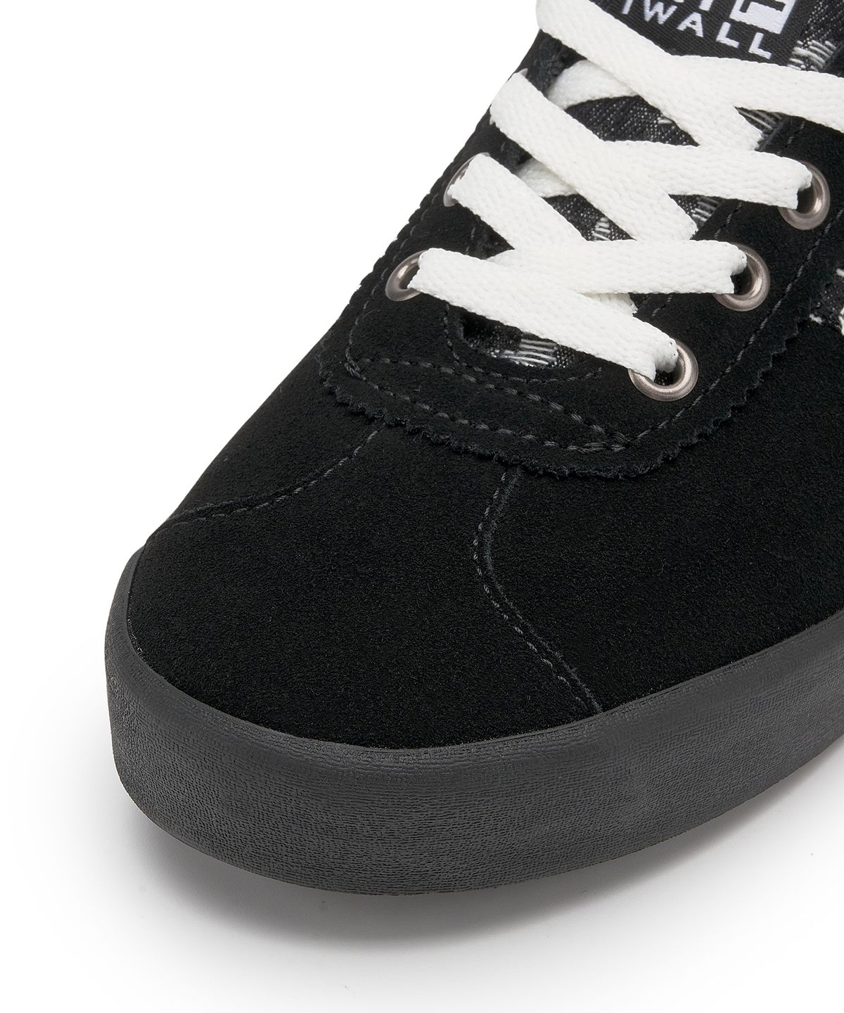 반스(VANS) 스포츠 로우 - (데님 디스트로이) 블랙:블랙 / VN000CTDBKA1