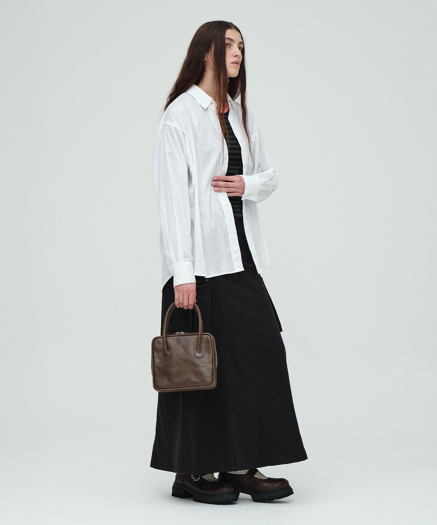 関税無料！MARGESHERWOOD ブラウン Piping Slim トートバッグ MUSINSA | MARGESHERWOOD PIPING SLIM TOTE_washed brown pull-up