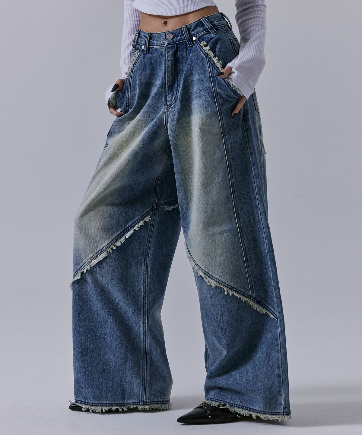 트리밍버드(TREEMINGBIRD) Incision Tassel Denim Pants [ Blue ]