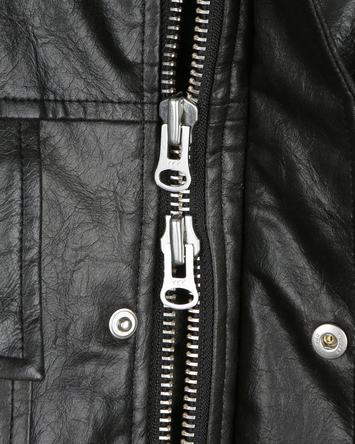 비슬로우(BESLOW) BIG POCKET HOODED LEATHER JUMPER BLACK