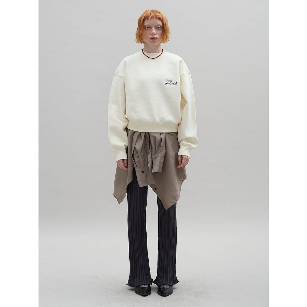 샌드 사운드(SAND SOUND) Logo Embroidered Crop Sweatshirt  Lemon