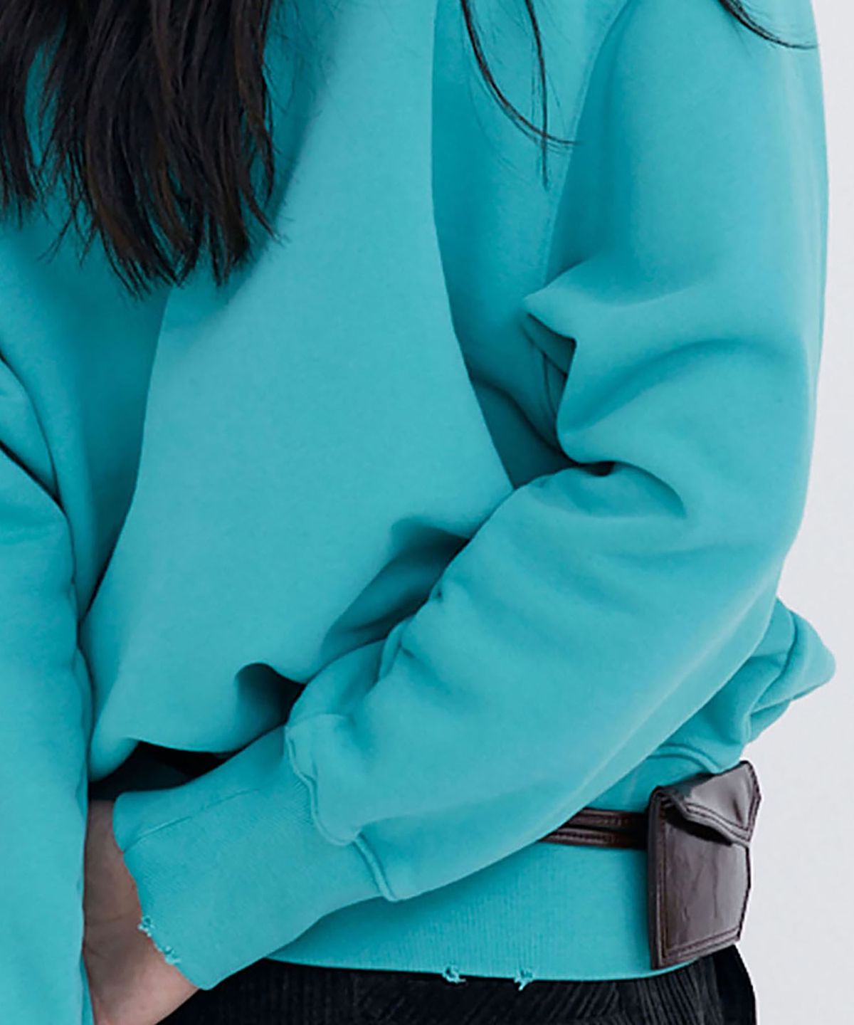 분더캄머(WNDERKAMMER) Damage V-neck sweatshirt_Mint(데미지 브이넥 스웻 셔츠_민트)