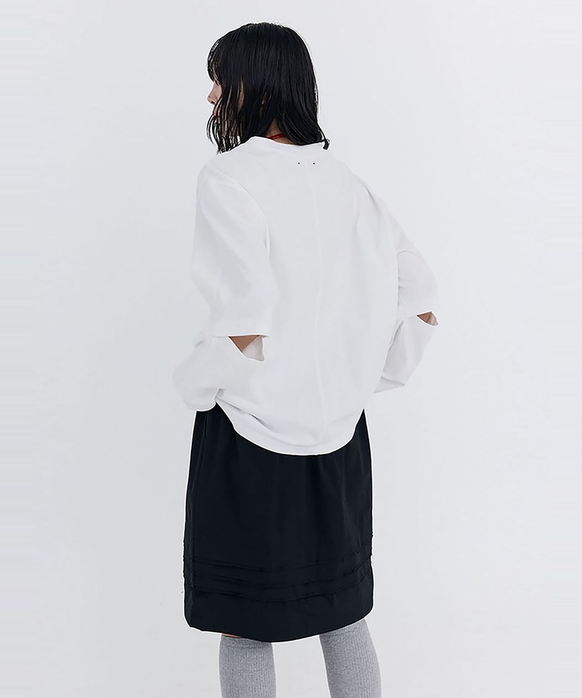 분더캄머(WNDERKAMMER) Open Point Boxy T-shirt_Ivory(오픈 포인트 박시 티셔츠_아이보리)