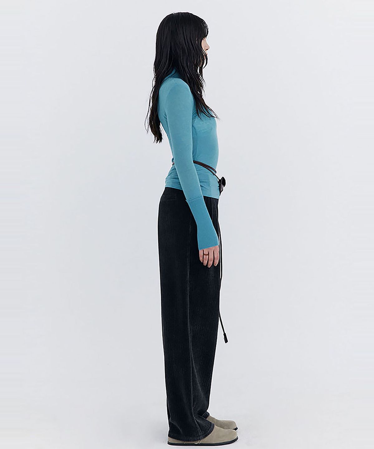 분더캄머(WNDERKAMMER) Knit Rib Half Turtleneck T-shirt_Blue(니트 립 하프 터틀넥 티셔츠_블루)