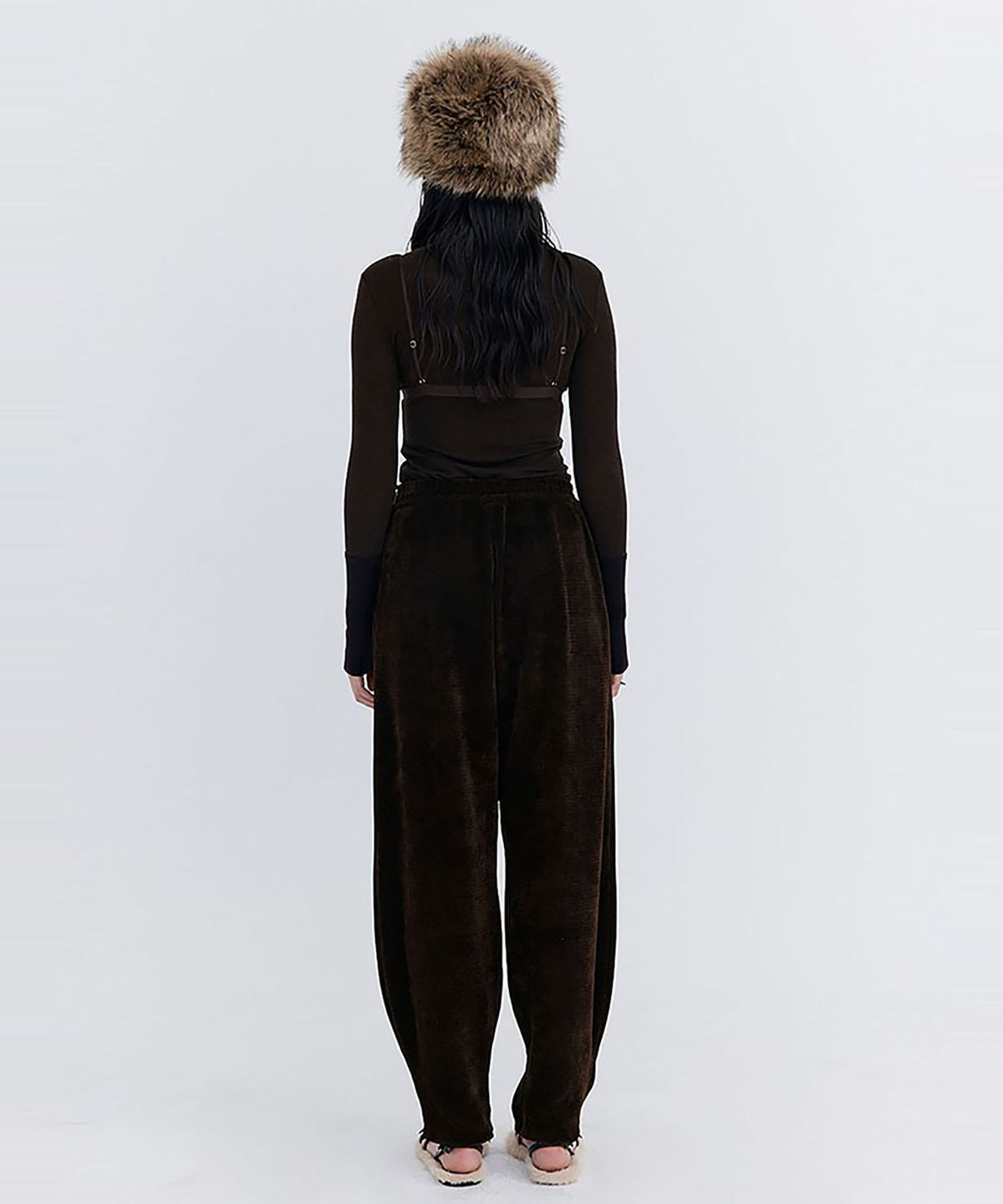 분더캄머(WNDERKAMMER) Knit Rib Half Turtleneck T-shirt_Brown(니트 립 하프 터틀넥 티셔츠_브라운)