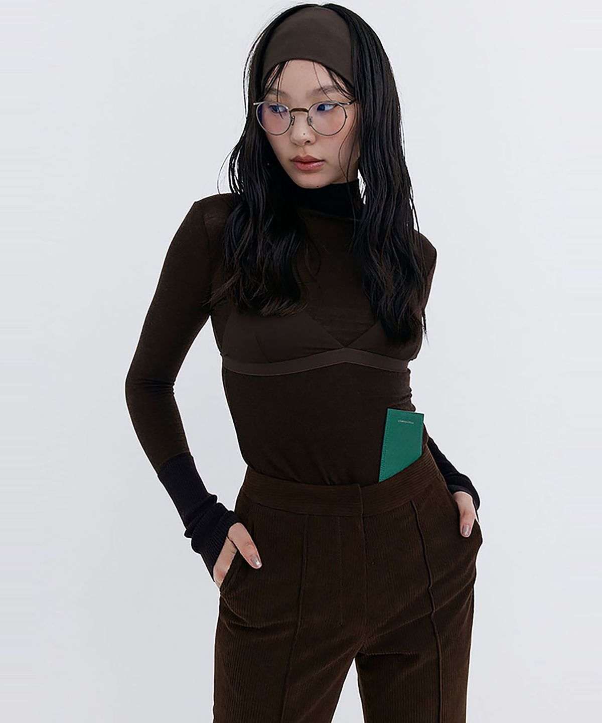 분더캄머(WNDERKAMMER) Knit Rib Half Turtleneck T-shirt_Brown(니트 립 하프 터틀넥 티셔츠_브라운)