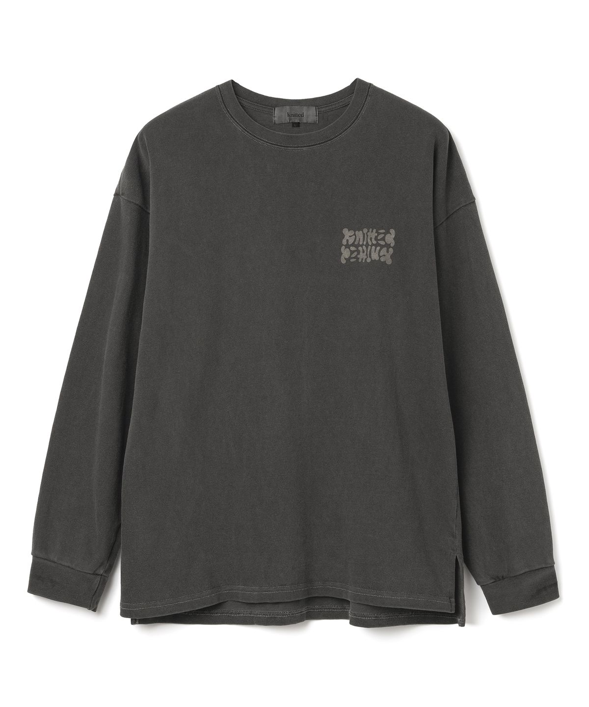 니티드(KNITTED) 피그먼트 롱 슬리브 티셔츠 WASHING CHARCOAL