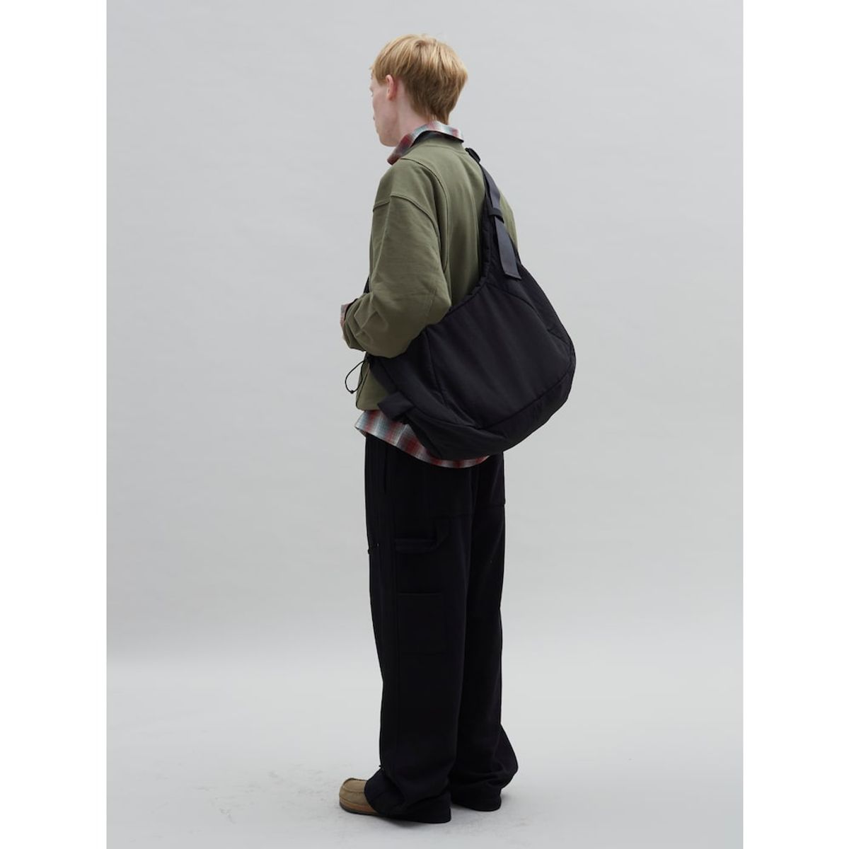 샌드 사운드(SAND SOUND) Cushion Bag Cross Large  Black