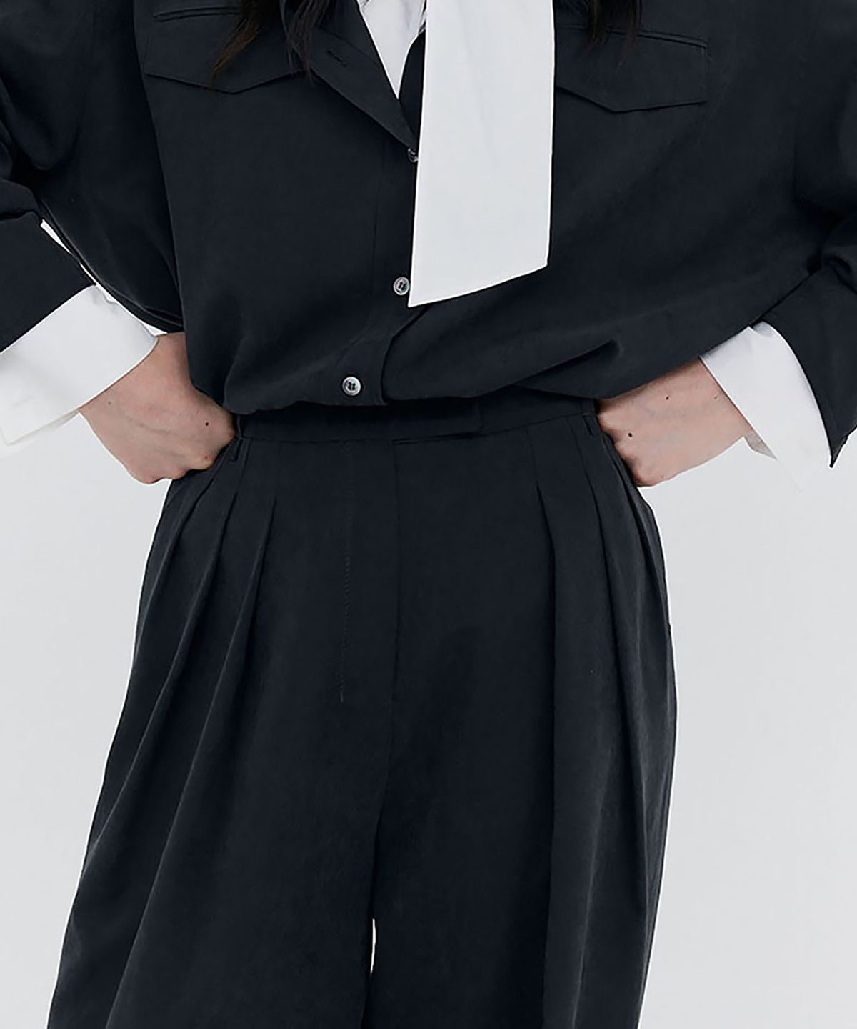 분더캄머(WNDERKAMMER) Cupra Wide Pants_Charcoal(큐프라 와이드 팬츠_차콜)