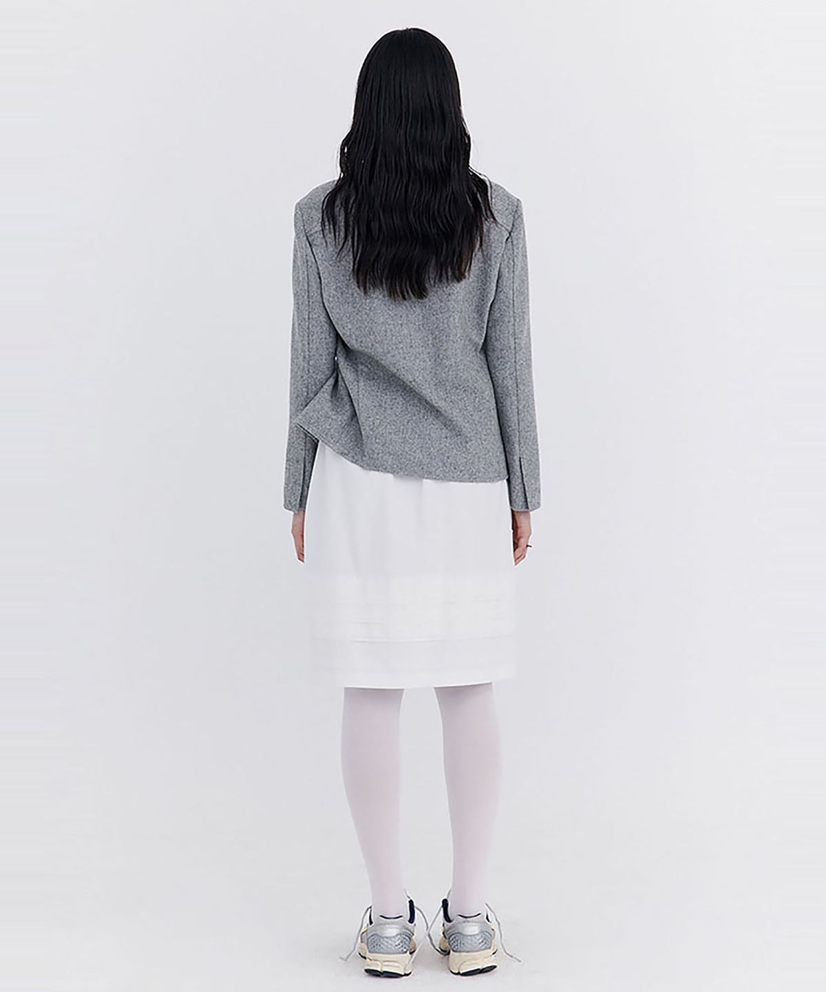 분더캄머(WNDERKAMMER) Raw-cut Tuck Skirt_White(로우컷 턱 스커트_화이트)